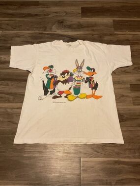 Looney Tunes White Short Sleeve Graphic Tee - Bugs Bunny & Friends